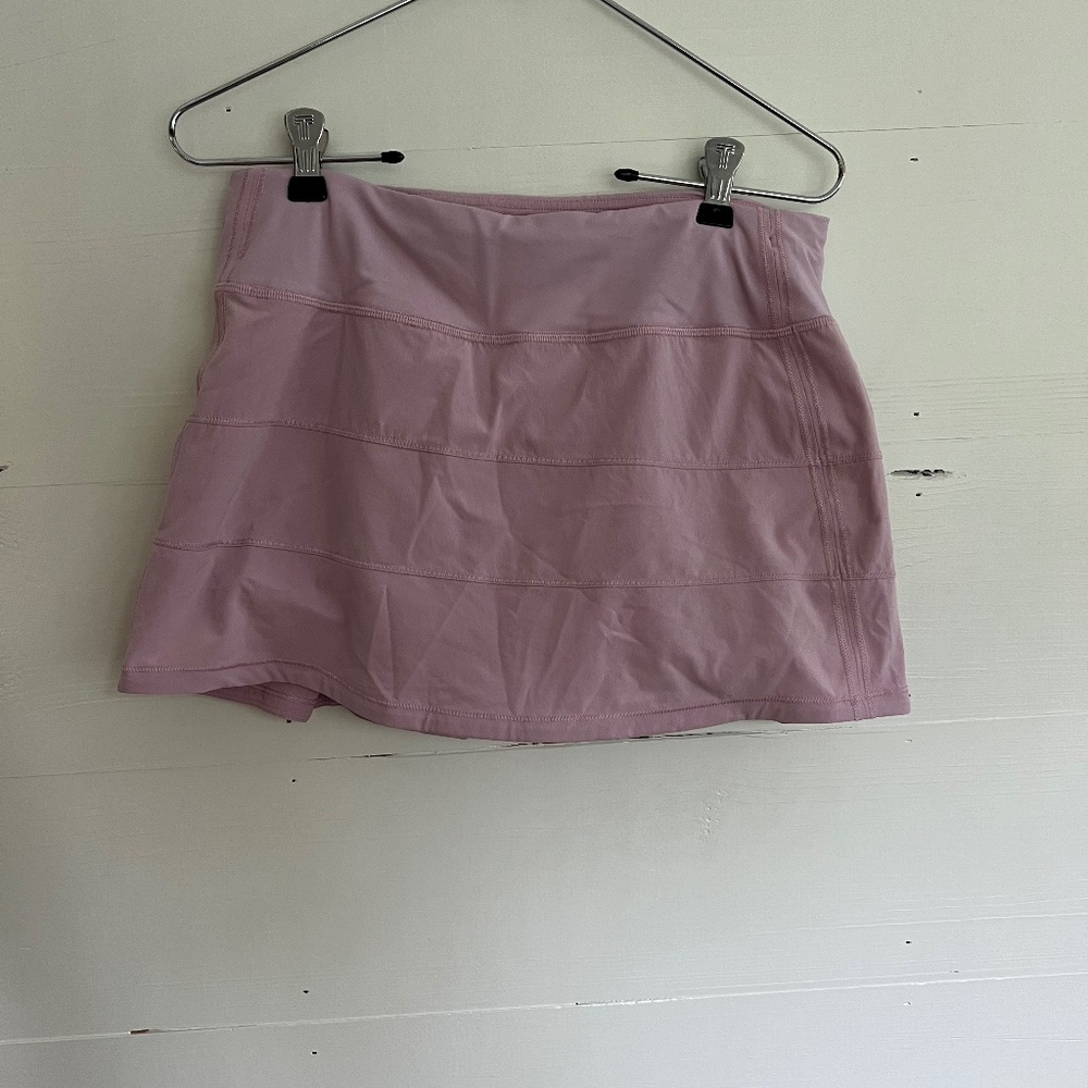 Lululemon pace rival skirt